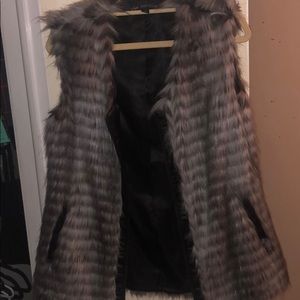 Fur vest